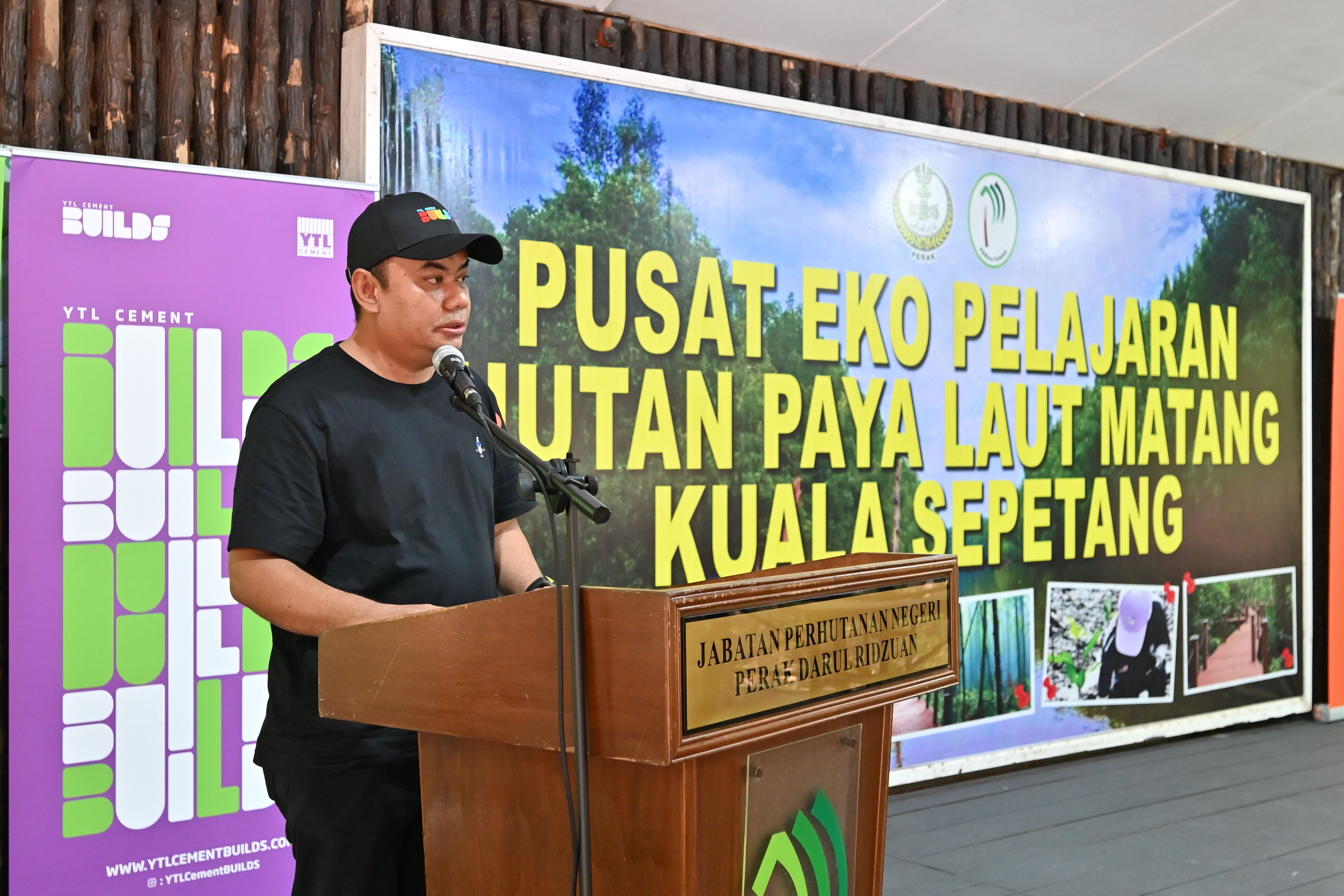 Dato’ Ts. Dr. Hj. Mohammad Ezanni bin Mat Salleh, Director of the Department of Environment.jpg